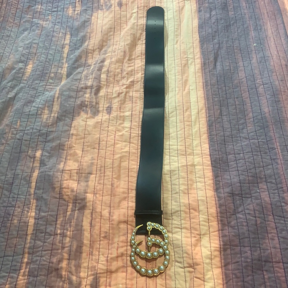 Gucci pearl GG belt